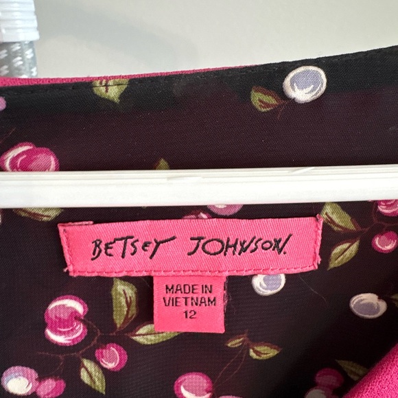 Betsy Johnson pink dress!!! Brand new!!! - Picture 2 of 5